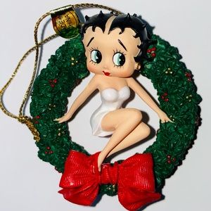 ✨New in Box - Rare Betty Boop Ornament✨